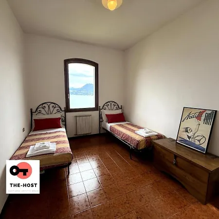 Between Greenery And The Lake, A In * Stresa