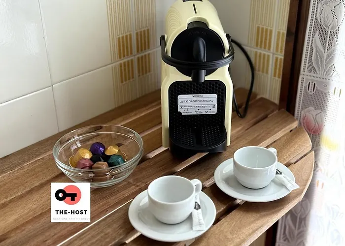 Between Greenery And The Lake, A In Villa