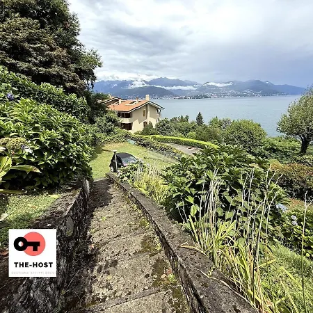 Villa Between Greenery And The Lake, A In